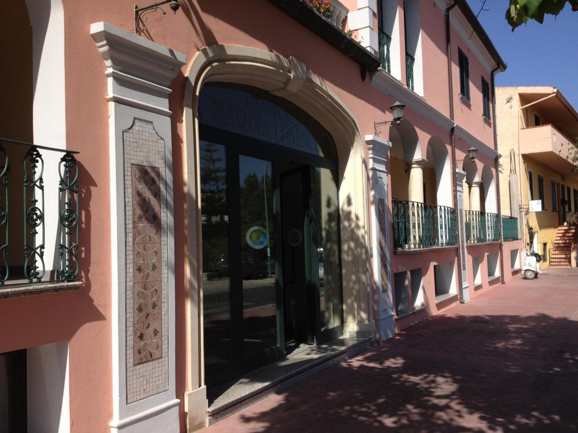 Residence Marina Palace Orosei Exterior foto